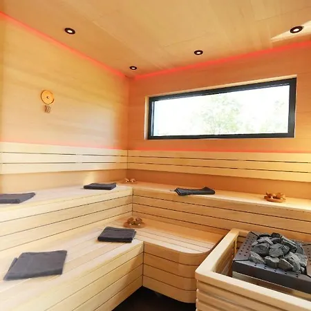 Schmidt - Strandhaus Direkt Am Mit Sauna, Sport Und Duenengarten Iv * Rostock